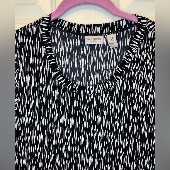 Chico's Easywear Black & White Print Stretch A-line Mini Dress Size 0 (S or 4) - Picture 5 of 11
